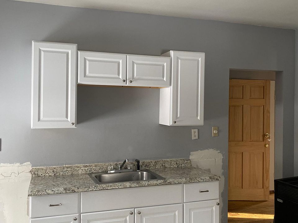 2BR Apartment at 135 Green St