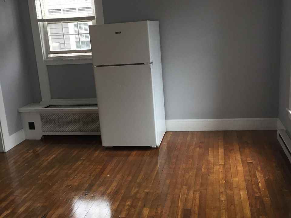 Studio Apartment at 50 William St #13