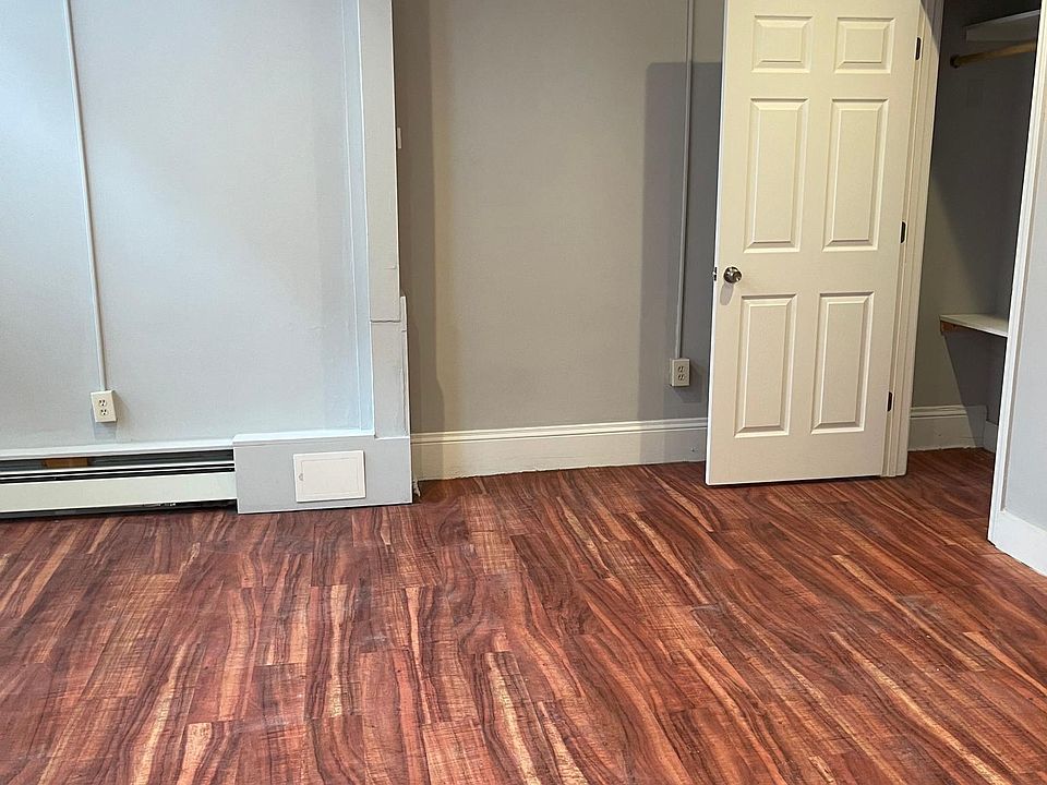 Studio Apartment at 86 Pleasant St #4F