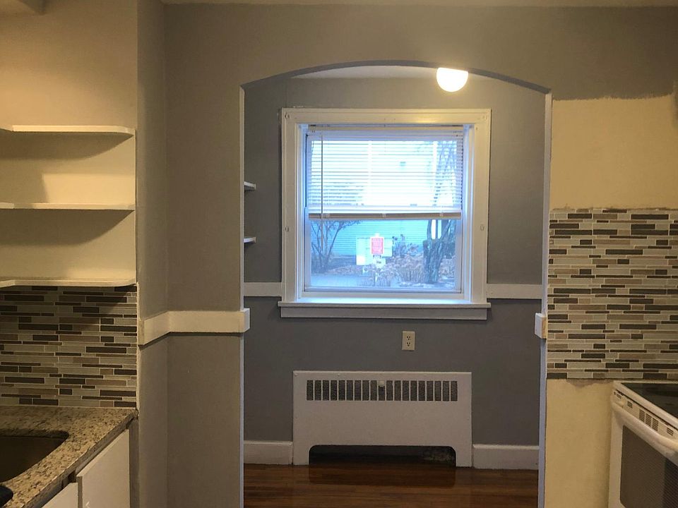 1BR Apartment at 57 Chatham St #6