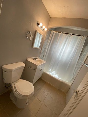 1BR Apartment at 58 Chatham St APT 3