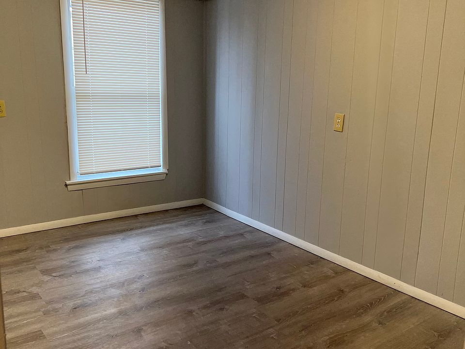 1BR Apartment at 8 Mount Vernon St #8