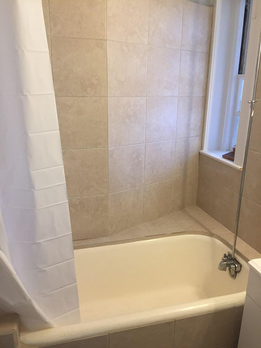 Studio Apartment at 29 West St APT 11