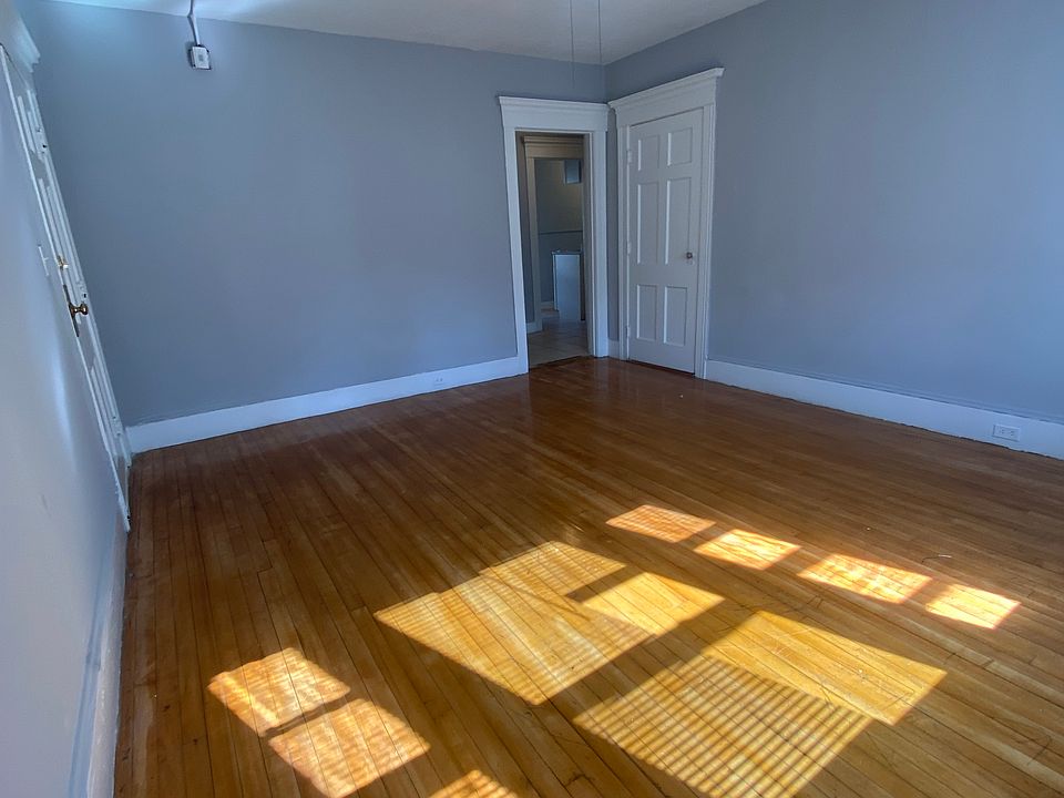 1BR Apartment at 27 West St #2