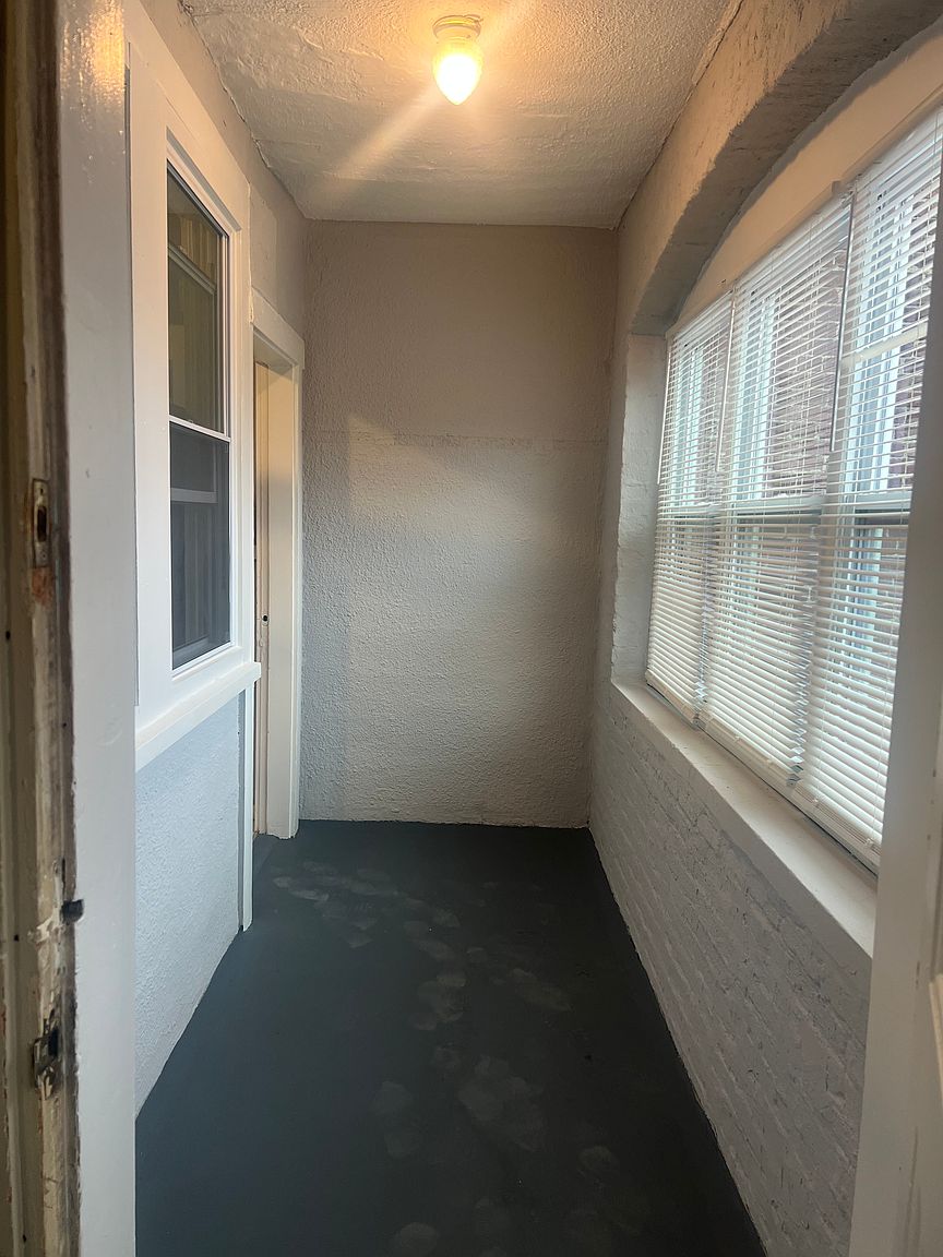 3BR Apartment at 15 Irving St APT 3L