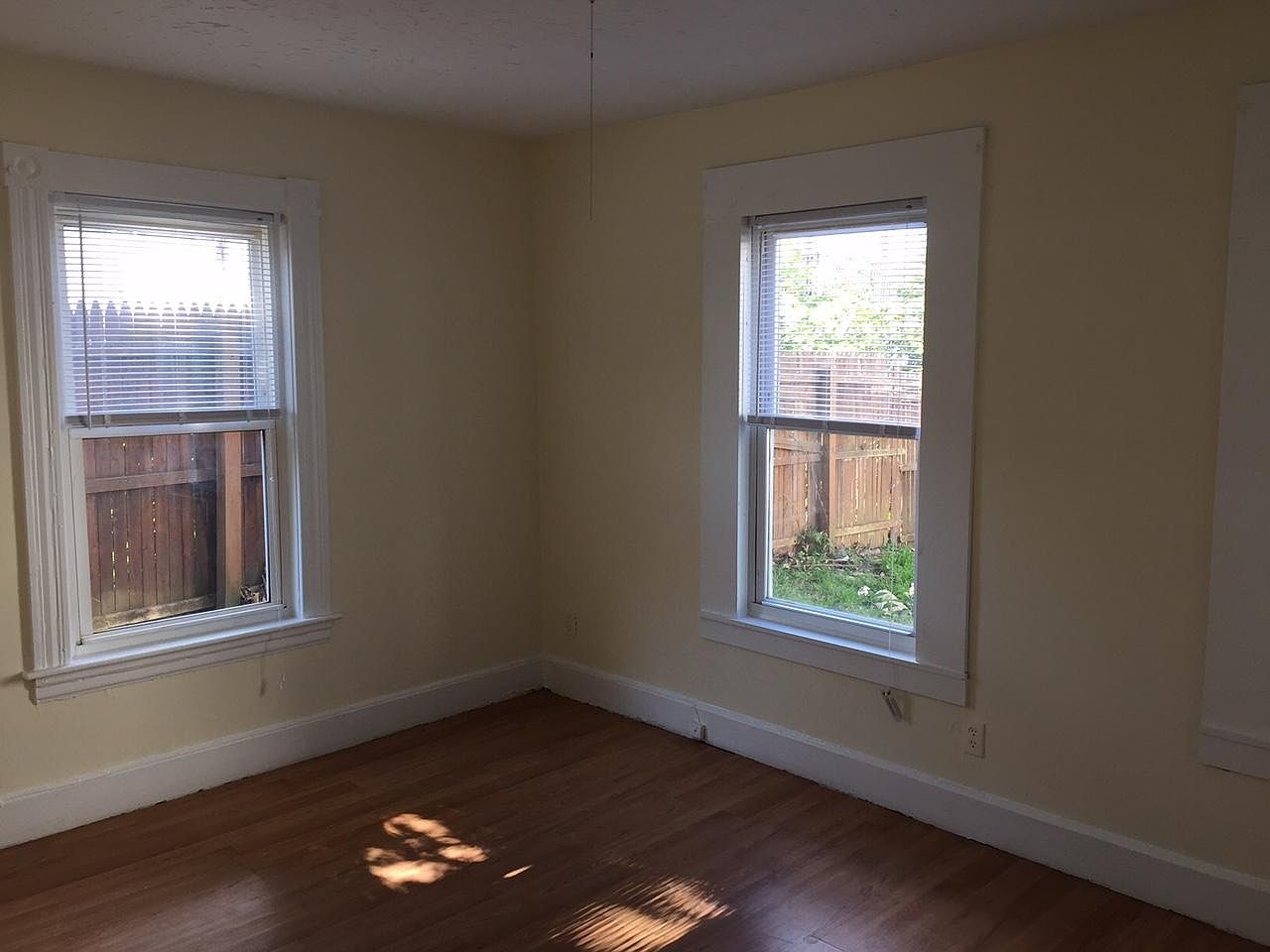 3BR Apartment at 320 Pleasant St #6