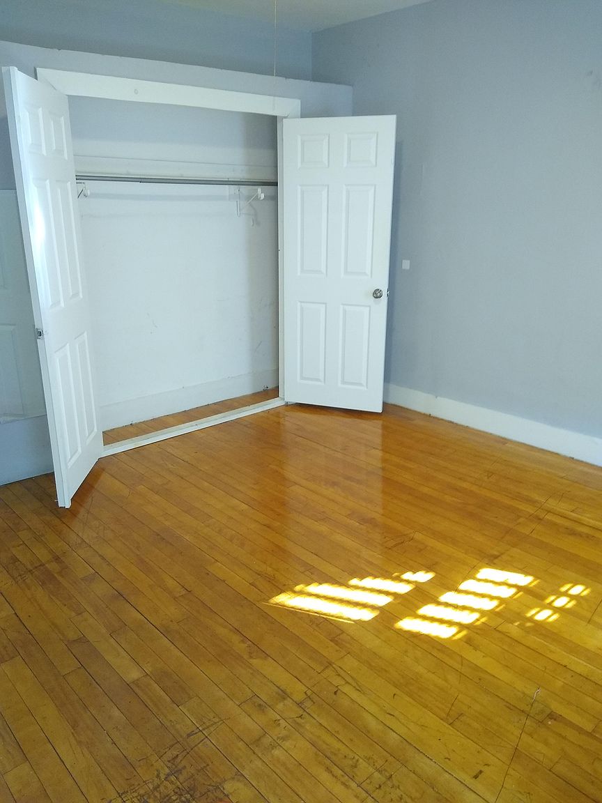 2BR Apartment at 78 West St APT 2R
