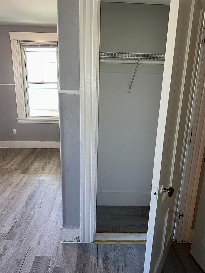 2BR Apartment at 15 West St #3.5